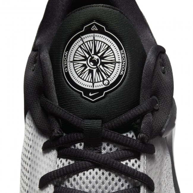Nike basketball shoes flipkart clearance