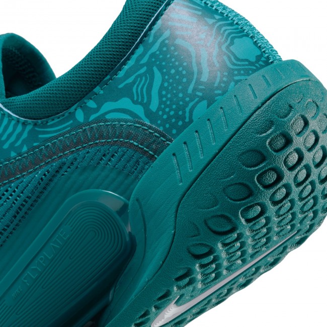 Air zoom tennis shoes hotsell
