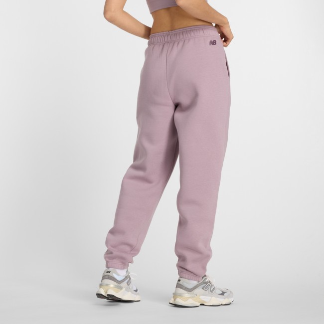 New balance women s graphic sweatpants pants Leisure Buy online Sportland